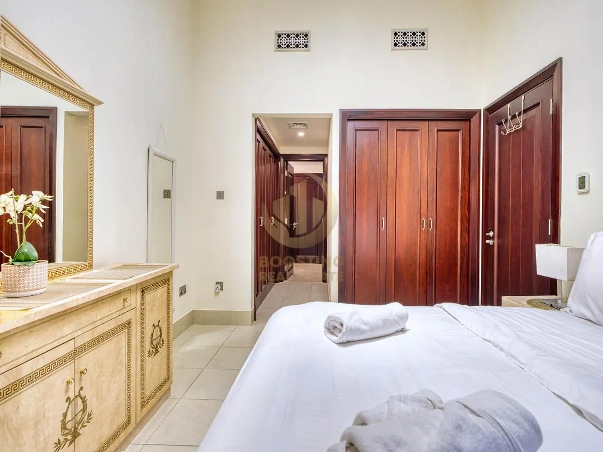 Luxury 1 Bedroom Apartment Downtown Dubai
