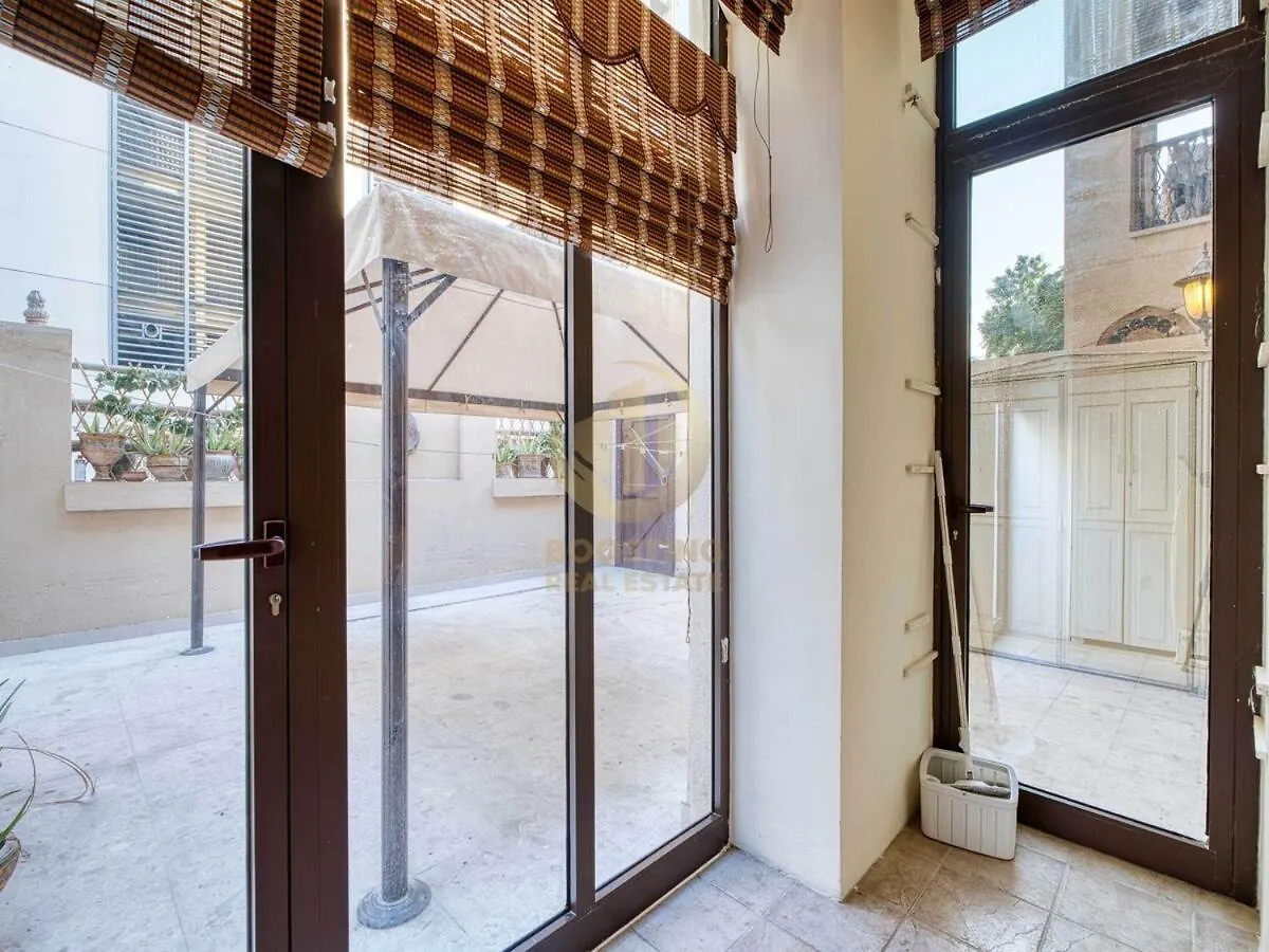 Luxury 1 Bedroom Apartment Downtown Dubai United Arab Emirates